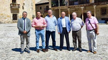 Imagen La provincia de Segovia se convierte en protagonista de los actos organizados por el 40° aniversario de la fundación de la Federación de Casas Regionales y Provinciales en Castilla y León